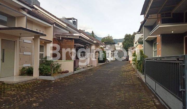 Rumah 1 lantai plus furnished jalan kaki ke wonderland 2