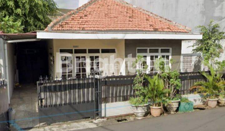 RUMAH TUA DI JALAN KAMPAR JAKARTA PUSAT 1