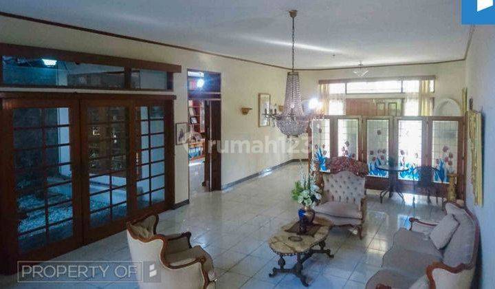 Rumah di Tubagus ismail 2 Lantai SHM Bagus 1