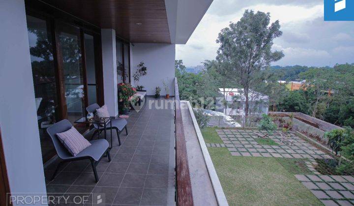 Rumah Mewah Modern Di Citragreen Dago Bandung Utara 1