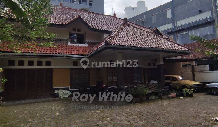 Rumah di sayap Dago area favorit kota Bandung  1