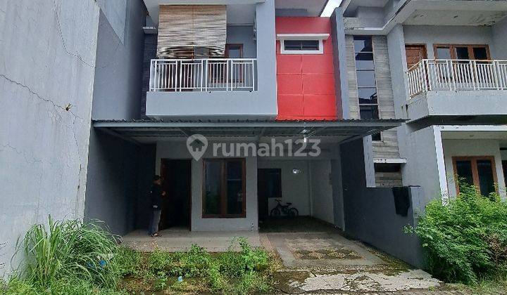 Rumah 2 Lantai Di Jalan Bulusaraung Lokasi Strategis Dalam Kota 1