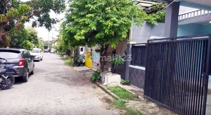 Rumah di Taman Wiguna Selatan, Cocok untuk Pasutri Muda, Sudah Renovasi, Siap Huni 2