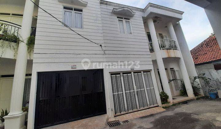 Rumah Bagus Full Furnished Hook Siap Huni Dekat Lenteng Agung 2