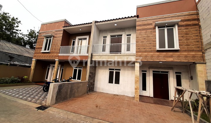 New Cluster House Spacious Satisfying Price Near Jagakarsa Toll Ready New Cluster House Spacious Satisfying Price Near Jagakarsa Toll Ready