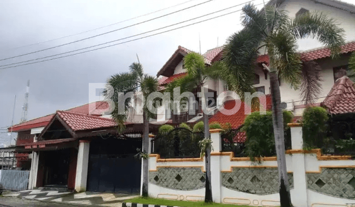 Rumah HOOK Mewah Manyar Siap Huni Pusat Kota 1