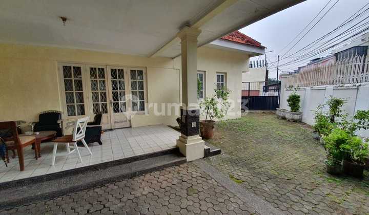 Rumah Hitung Tanah di Menteng