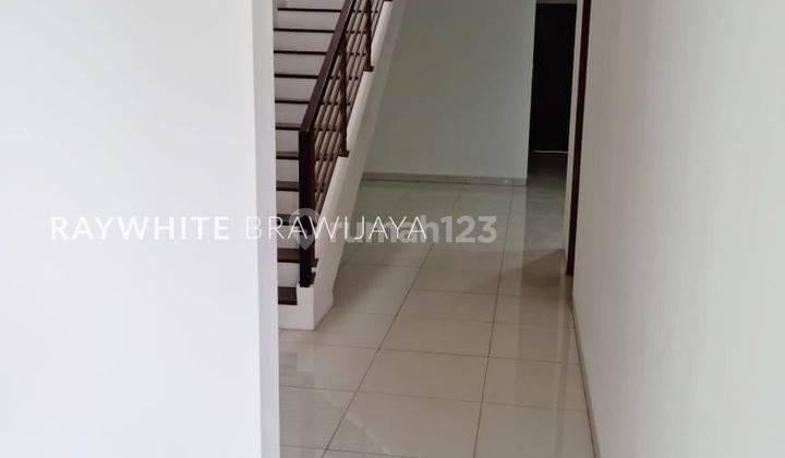 Rumah dalam Lokasi Tenang dan Asri Area Kebayoran Baru 2