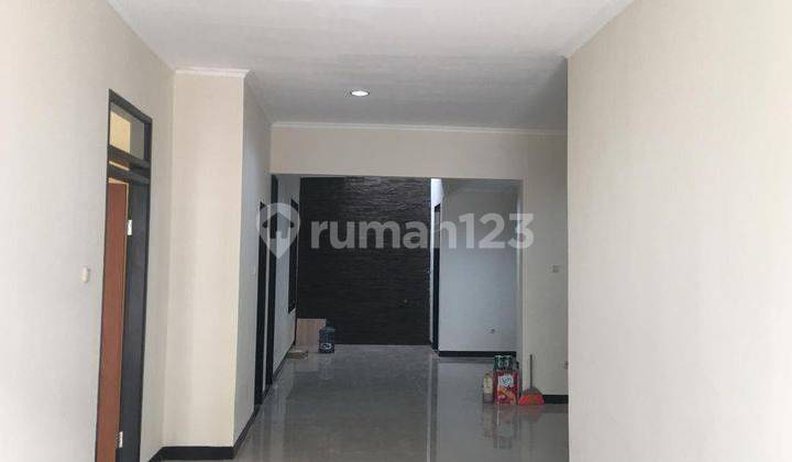 Rumah Taman Holis Indah 1 Rumah Taman Holis Indah 1