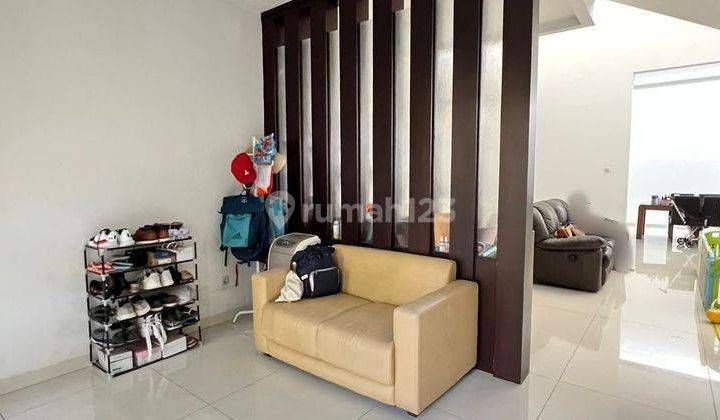 Rumah Bagus Semi Furnished Di Batununggal , Bandung 2