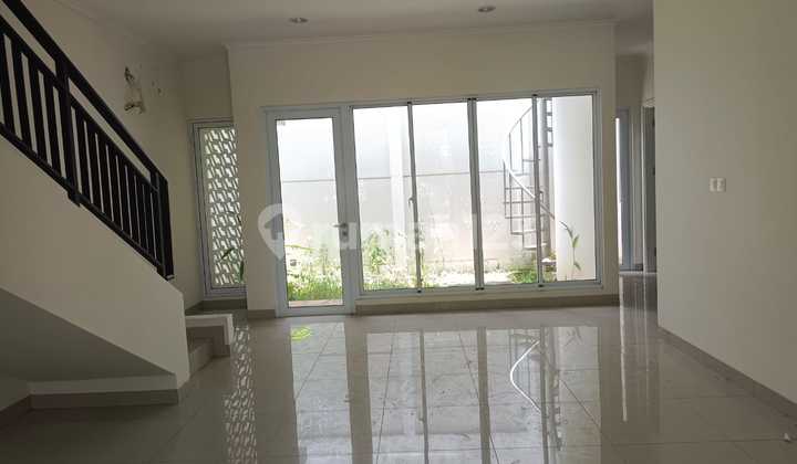 RUMAH AMANDA SUMMARECON BANDUNG 