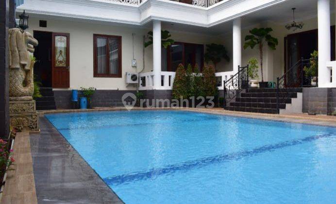 Rumah 2 Lantai Bagus Semi Furnished di BSD, Tangerang 2