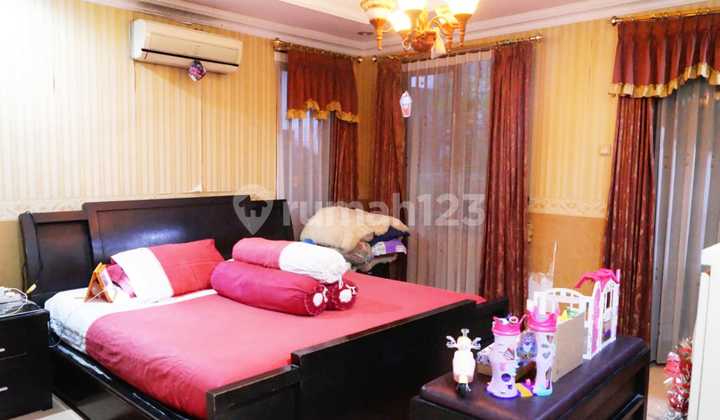 854. Cheap house in Rungkut Asri Tengah, East Rungkut Surabaya 2