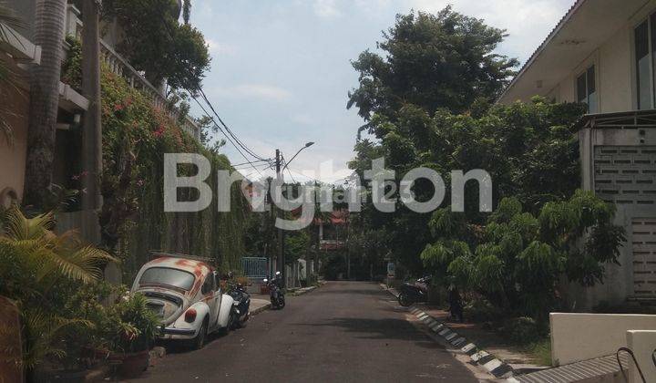 CEPAT RUMAH TINGGAL SIAP HUNI SEKITAR GADING KIRANA 2