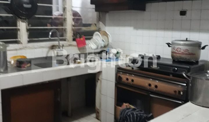 Rumah Huk Pejompongan 1.5 Lantai dan Bebas Banjir 2