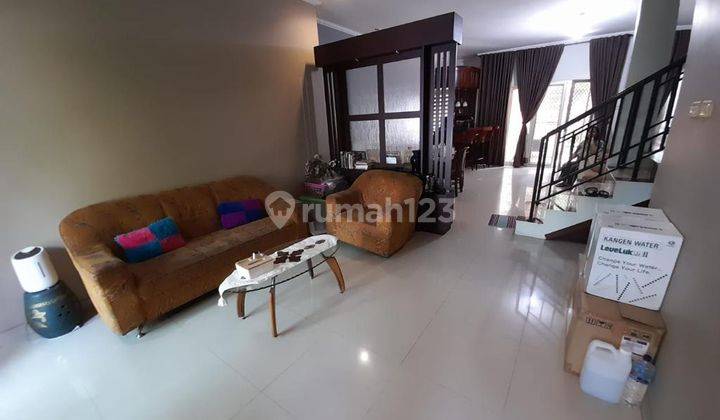 Rumah Lokasi Strategis di Jatiwaringin Residence S4035 1