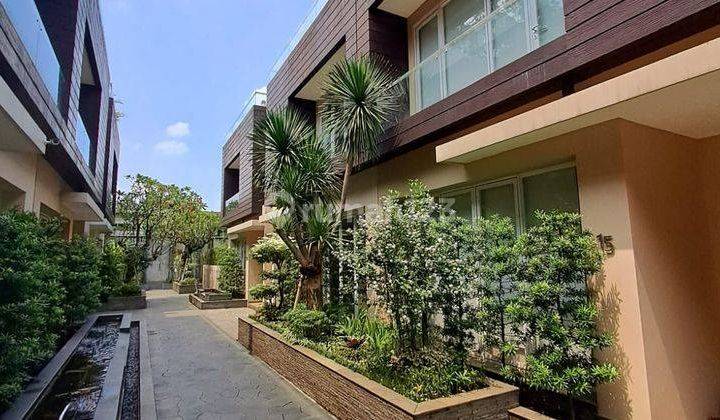 Dijual Townhouse Bagus Siap Huni di Kemang.  1