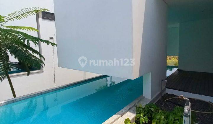 Brand new modern house in compound in a quiet street of Ampera. Must see  2