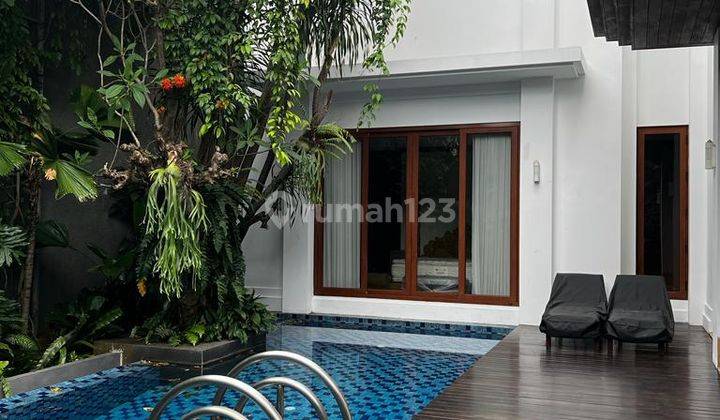 RUMAH  FF AREA MENTENG LOKASI PRIME SIAP HUNI 2