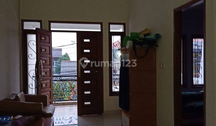 Rumah Bagus 2 Lantai Strategis di Cipayung S5596 2