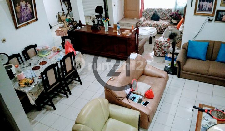 Comfortable and Strategic Location House in Sunter S3028 2