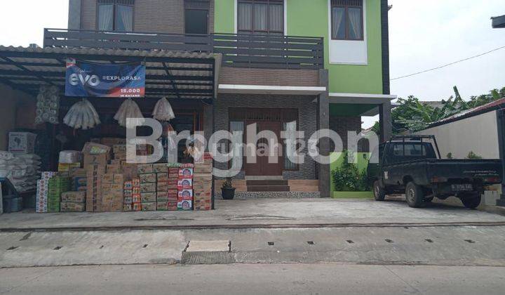 RUMAH 2 LANTAI SIAP HUNI PINGGIR JALAN COCOK UNTUK USAHA 1