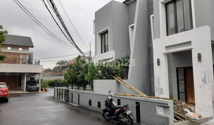 Rumah Baru Dalam Cluster Tanjung Barat Dekat AEON Mall 2