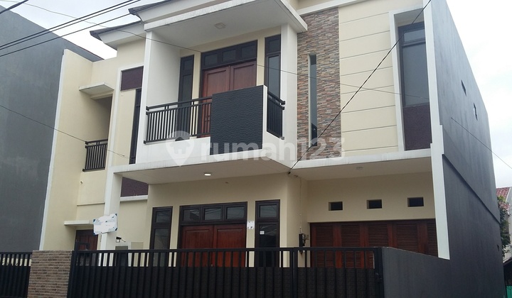 Rumah Baru Di Pasar Minggu Dan Siap Huni KPR Dibantu