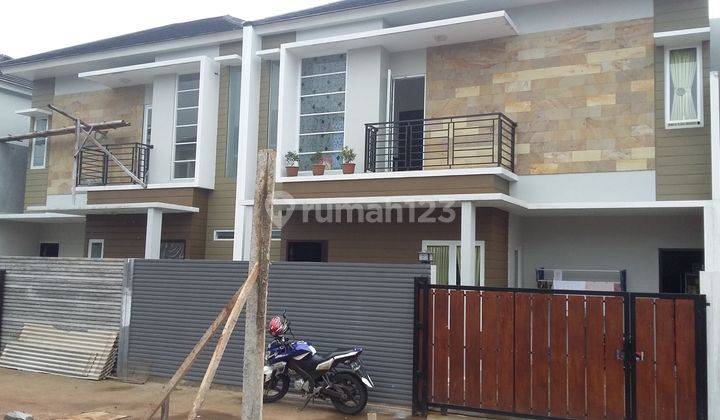 Rumah Baru Dalam Cluster Di Taman Mini 2