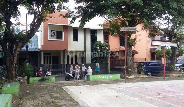 Rumah Dalam Kompleks Depan Taman Di Buncit 1