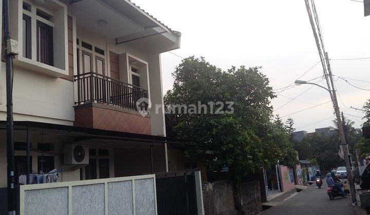 Rumah Di Daerah Pasar Minggu Minimalis Dan Manis Siap Huni 1