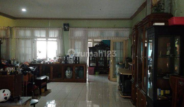 Rumah 2 Lantai Mewah Hadap Timur Siap Huni Jual Cepat  Bagus 2