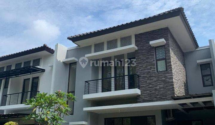 Rumah 2 Lantai Sangat Asri,Fasilitas Super Lengkap,Strategis,SHM. 1