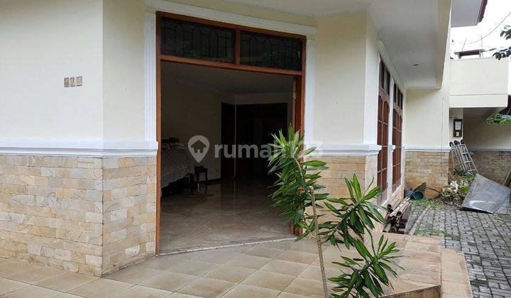 Rumah Lokasi Strategis dan Kawasan Premium Menteng, Jakarta Pusat 1