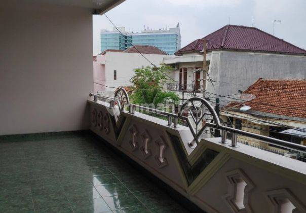 Rumah 2 lantai di Jl. Anggrek, Pekunden, Simpang Lima Semarang 2