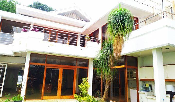 Rumah di Hegarmanah Furnish 1