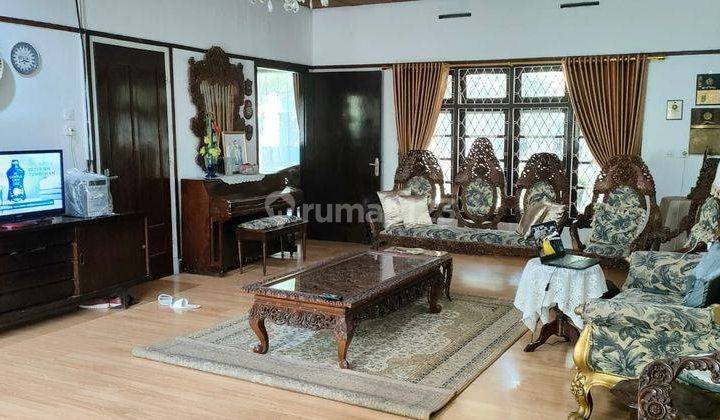 Dijual Rumah Asri Halaman Luas Siap Huni di Dago Atas, Bandung 1