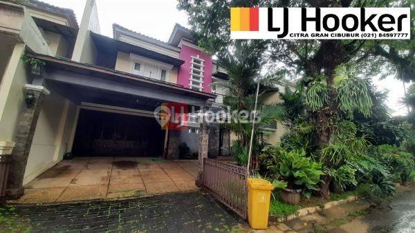 Rumah Bertingkat di Boulevard Raffles Hills Cibubur 1