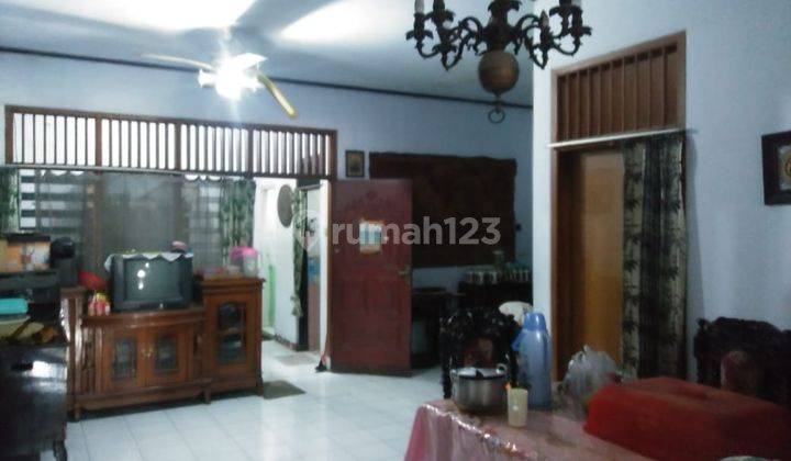 Rumah Lokasi Strategis di Kampung Ambon S4328 1