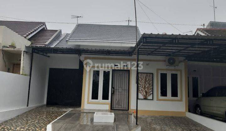 Sewa Rumah Hadap Selatan di Villa Krista Ungaran Barat 1