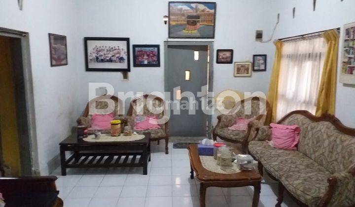 RUMAH HITUNG TANAH LOKASI STRATEGIS 1