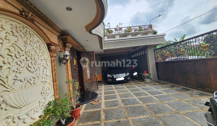 Rumah Mewah di Perumahan Taman Modern, Cakung, Jakarta Timur 2