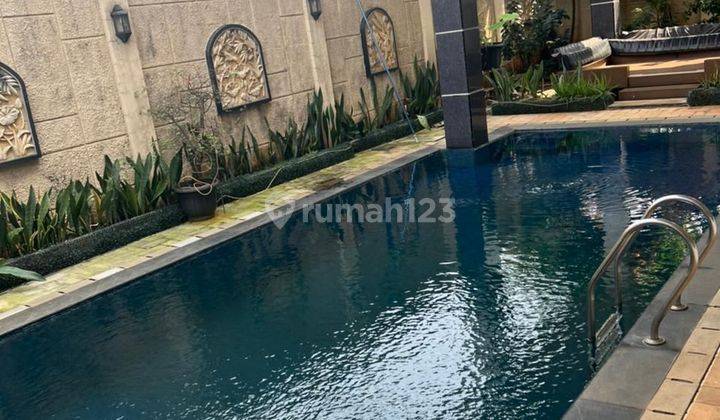 Rumah mewah pondok labu swimming pool Jakarta Selatan  1