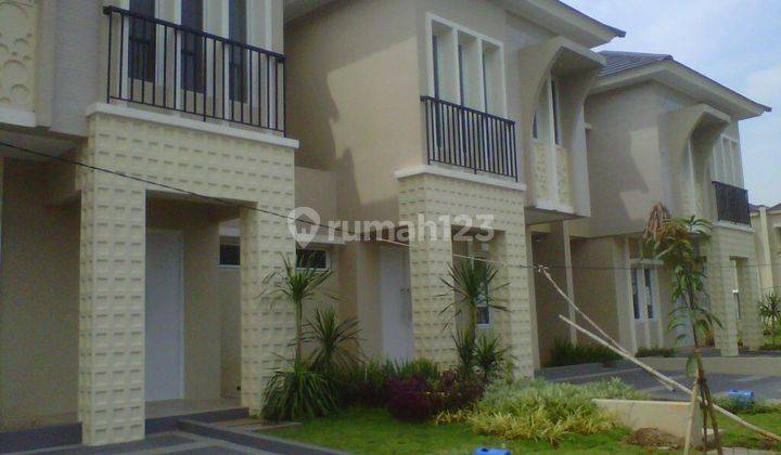 Rumah Baru model Splitlevel Di Lingkungan Baru Dgn Club House 2