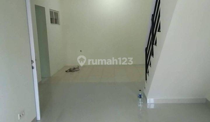 Rumah Dalam Cluster Di Metro Marina Barat Ancol S6172 1