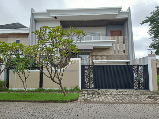 Rumah Mewah minimalis Graha Padma Semarang 1