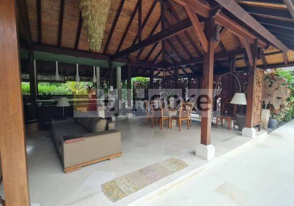 Cozy Villa In Beraban With Big Garden And Swimming Pool Close To Nyanyi Beach 2