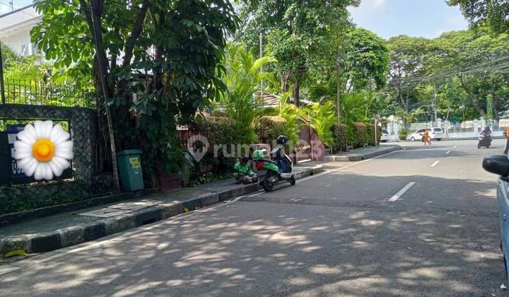 kan Rumah Hunian 1,5 Lantai Di Menteng, Jakarta Pusat 2