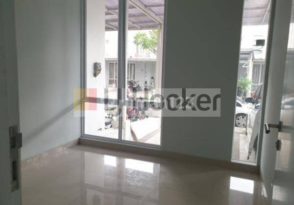 Rumah Di Cluster Yarra jgc, Jakarta Timur siap Huni lt.90, 2 Lt  2