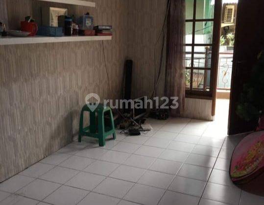 Rumah Lokasi Strategis di Tanjung Duren Utara S5225 2